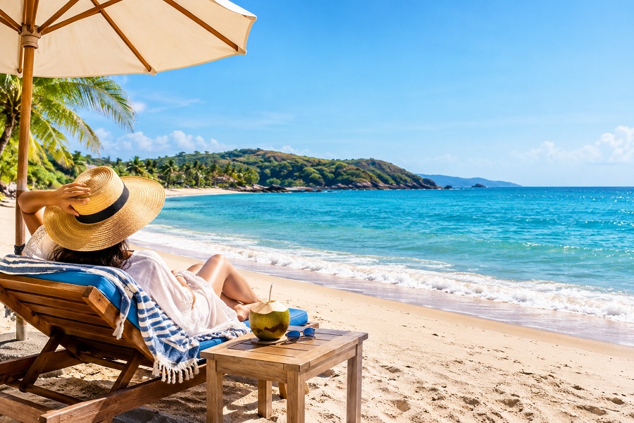 Best Coastal Holiday Destinations: Enjoying Scenic Beaches and Seaside Escapes